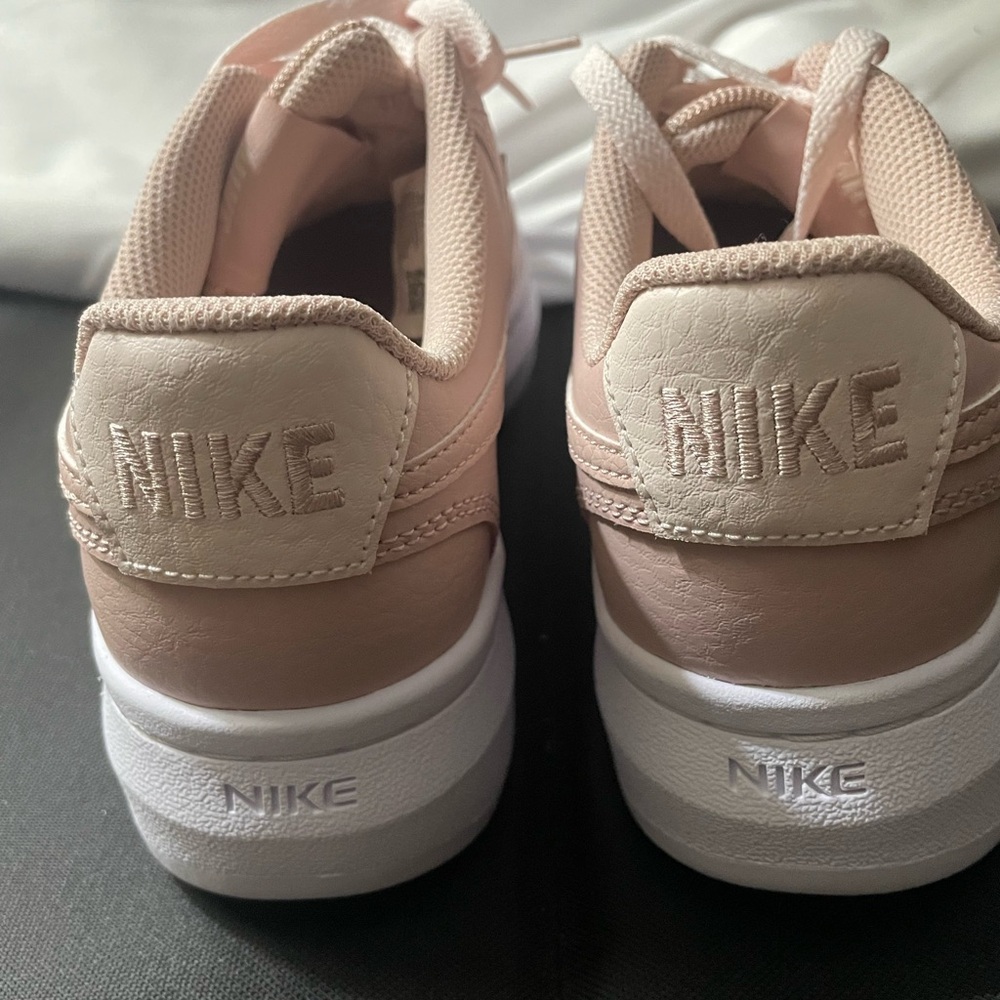 Women’s Nike Hurry size 7 - Picture 6 of 9